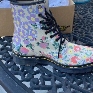 NIB | Dr. Martens | Floral Mash Up Leather 1460's